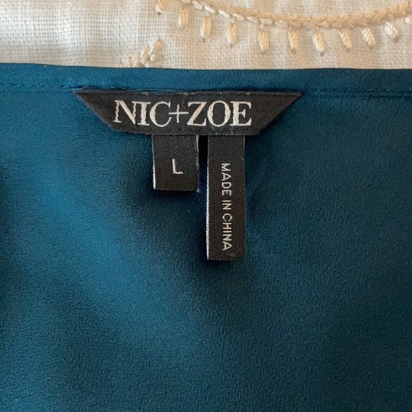 🎄 Nic + Zoe Green Sleeveless Top size L Large NWOT - Picture 2 of 7